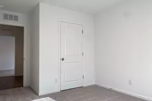 2575 Montano Ridge Dr, Bullhead City, AZ 86442 - Photo 13