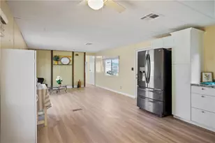 836 Holly St, Bullhead City, AZ 86442 - Photo 7