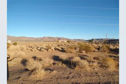 3780 N Mobile Road, Golden Valley, AZ 86413 - Photo 3