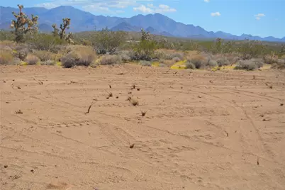 11872 S Date Creek Road, Yucca, AZ 86438 - Photo 81