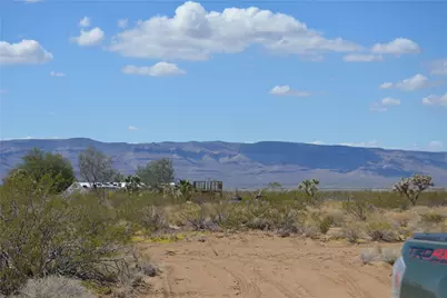 11872 S Date Creek Road, Yucca, AZ 86438 - Photo 91
