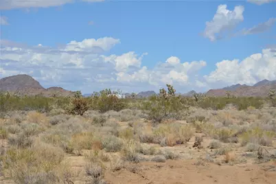 11872 S Date Creek Road, Yucca, AZ 86438 - Photo 69