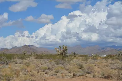 11872 S Date Creek Road, Yucca, AZ 86438 - Photo 49