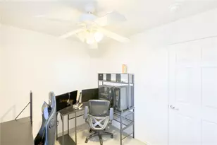 6581 W Morelos Dr, Golden Valley, AZ 86413 - Photo 13