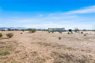 6345 W Willcox Dr, Golden Valley, AZ 86413 - Photo 9