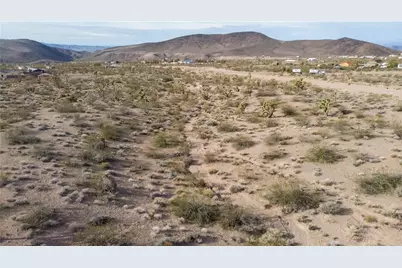 21372 N Spear Boulevard, White Hills, AZ 86445 - Photo 15