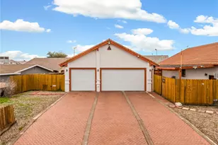 632 Lilac Ln, Bullhead City, AZ 86442 - Photo 3