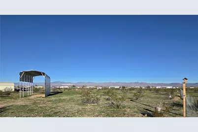 934 S Elgin Road, Golden Valley, AZ 86413 - Photo 21