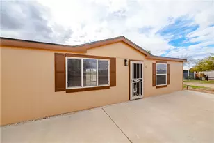 3248 W Carmichael Rd, Golden Valley, AZ 86413 - Photo 9