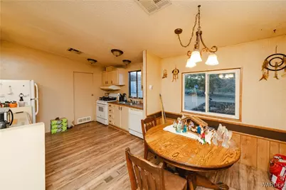925 E John Norman Lane, Kingman, AZ 86409 - Photo 13