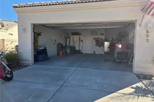 992 Andy Ln, Bullhead City, AZ 86442 - Photo 13