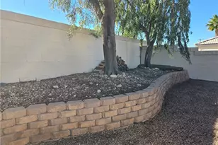 992 Andy Ln, Bullhead City, AZ 86442 - Photo 9