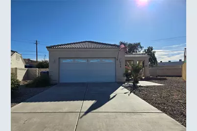 992 Andy Lane, Bullhead City, AZ 86442 - Photo 1