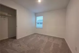 2076 E Desert Greens Dr, Fort Mohave, AZ 86426 - Photo 7