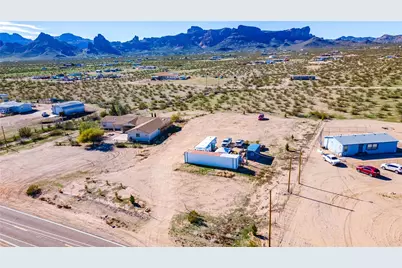 1885 S Estrella Road, Golden Valley, AZ 86413 - Photo 11