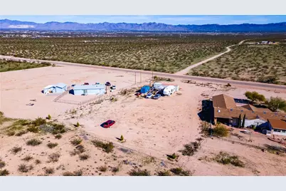 1885 S Estrella Road, Golden Valley, AZ 86413 - Photo 13