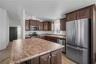 3058 W Carmichael Rd, Golden Valley, AZ 86413 - Photo 7