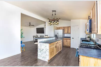 2789 S Naco Road, Golden Valley, AZ 86413 - Photo 11