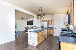 2789 S Naco Rd, Golden Valley, AZ 86413 - Photo 11