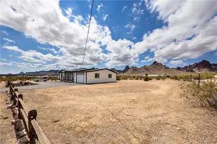 2789 S Naco Rd, Golden Valley, AZ 86413 - Photo 37