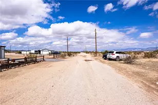 2789 S Naco Rd, Golden Valley, AZ 86413 - Photo 41