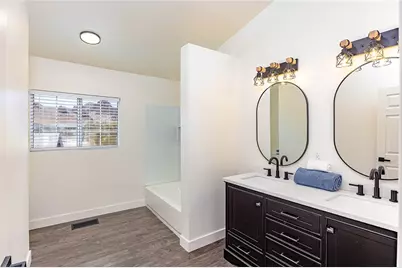 2789 S Naco Road, Golden Valley, AZ 86413 - Photo 17