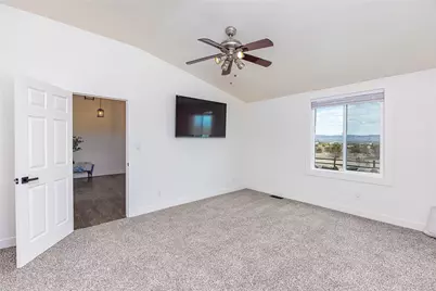 2789 S Naco Road, Golden Valley, AZ 86413 - Photo 15