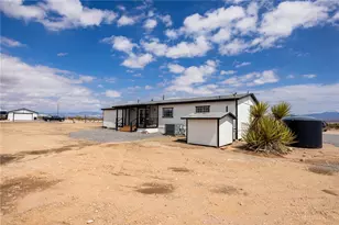 2789 S Naco Rd, Golden Valley, AZ 86413 - Photo 29