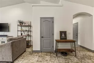 2034 E Kiowa Dr, Fort Mohave, AZ 86426 - Photo 9