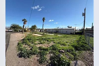 1765 Hualapai Drive, Bullhead City, AZ 86442 - Photo 5