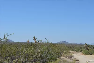 2279 E Margaret Road, Yucca, AZ 86438 - Photo 59