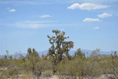 2279 E Margaret Road, Yucca, AZ 86438 - Photo 49