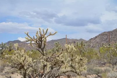 2279 E Margaret Road, Yucca, AZ 86438 - Photo 21