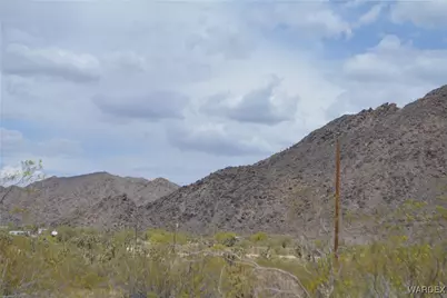 2279 E Margaret Road, Yucca, AZ 86438 - Photo 41