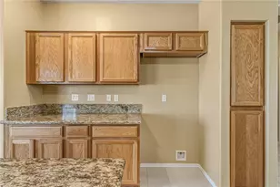 2328 Soaring Eagle Dr, Bullhead City, AZ 86442 - Photo 17