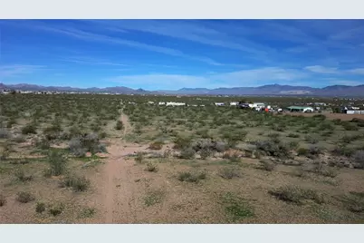 Lot 13 S Canelo, Golden Valley, AZ 86413 - Photo 3