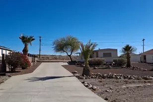3180 Locust Blvd, Bullhead City, AZ 86429 - Photo 1