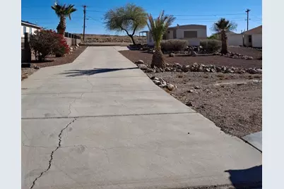 3180 Locust Boulevard, Bullhead City, AZ 86429 - Photo 1