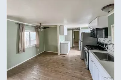 1910 Monterey Drive, Bullhead City, AZ 86442 - Photo 13