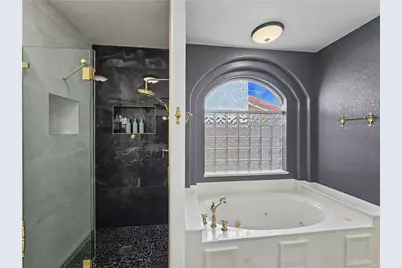 825 Country Club Drive, Kingman, AZ 86401 - Photo 31