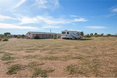3676 N Santa Maria Road, Golden Valley, AZ 86413 - Photo 29