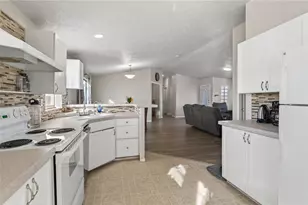 10521 N Garrett Dr, Kingman, AZ 86401 - Photo 19