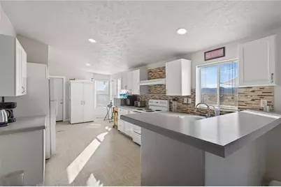 10521 N Garrett Drive, Kingman, AZ 86401 - Photo 17