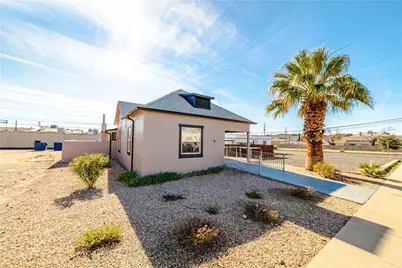 310 E Oak Street, Kingman, AZ 86401 - Photo 3