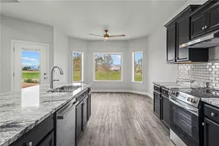9821 N Vista Dr, Kingman, AZ 86401 - Photo 11