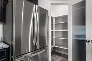 9821 N Vista Dr, Kingman, AZ 86401 - Photo 15