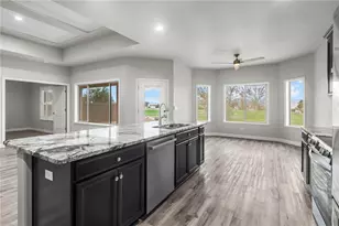 9821 N Vista Dr, Kingman, AZ 86401 - Photo 11