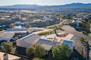 750 Robin Dr, Bullhead City, AZ 86429 - Photo 17