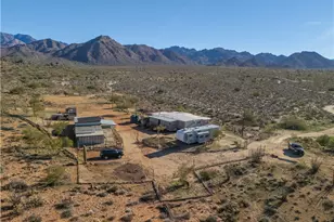 10887 Duncan Rd, Yucca, AZ 86438 - Photo 31