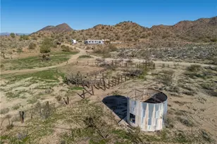 10887 Duncan Rd, Yucca, AZ 86438 - Photo 39